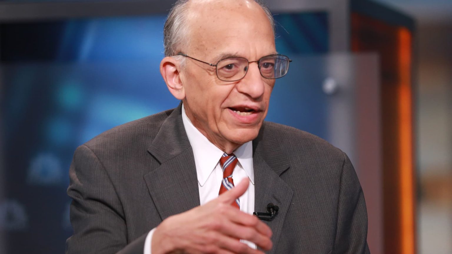 Stocks Still Vulnerable Amid Ongoing Challenges in China Negotiations, Says Expert