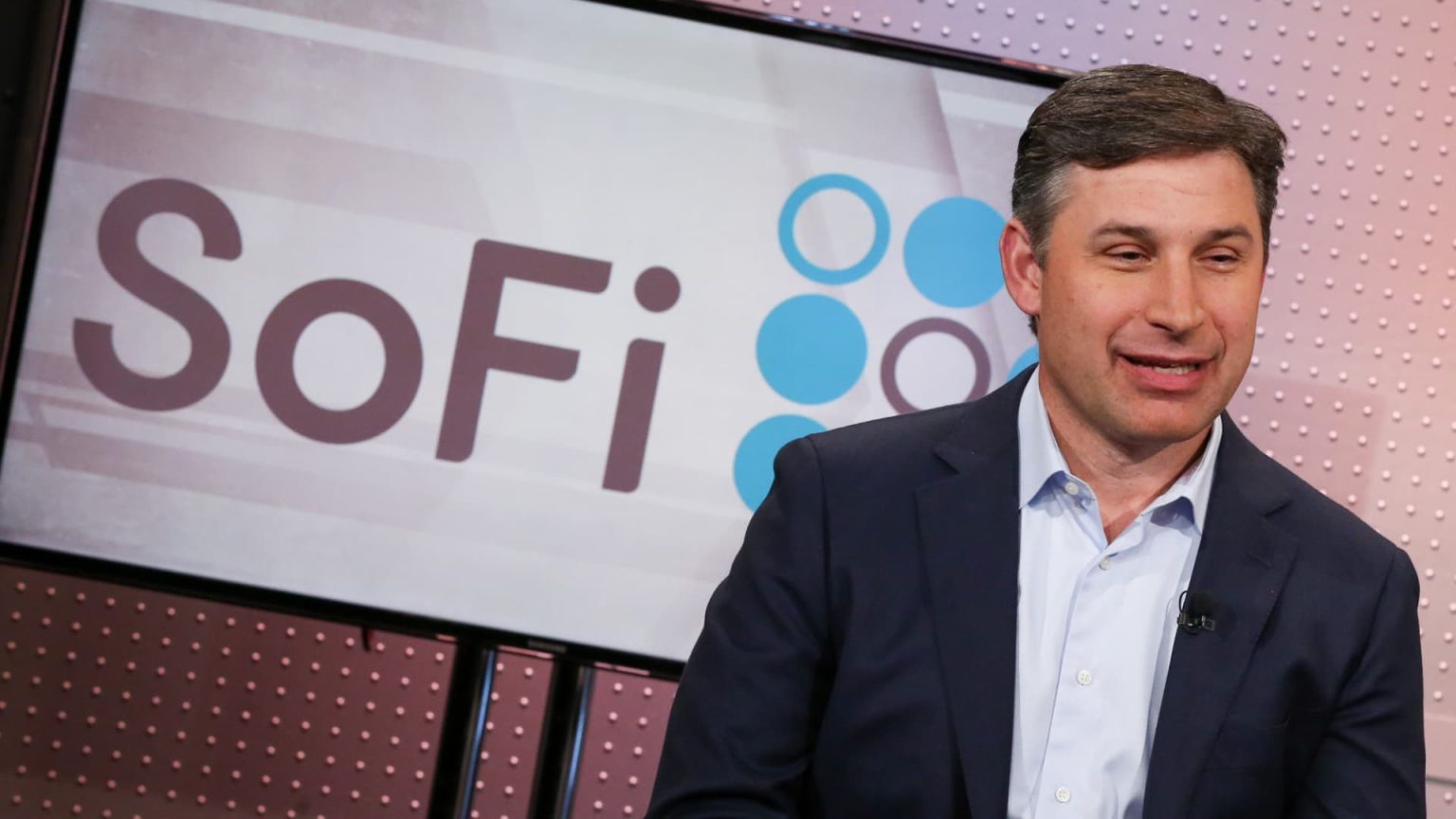 Fintech Bank Revives Crypto Investing, Says CEO Fintech Bank Revives Crypto Investing, Says CEO