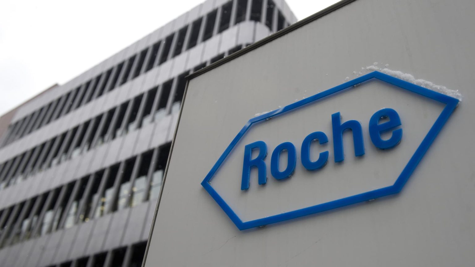 Roche Commits $50 Billion to U.S. Amid Ongoing Pharma Tariff Concerns