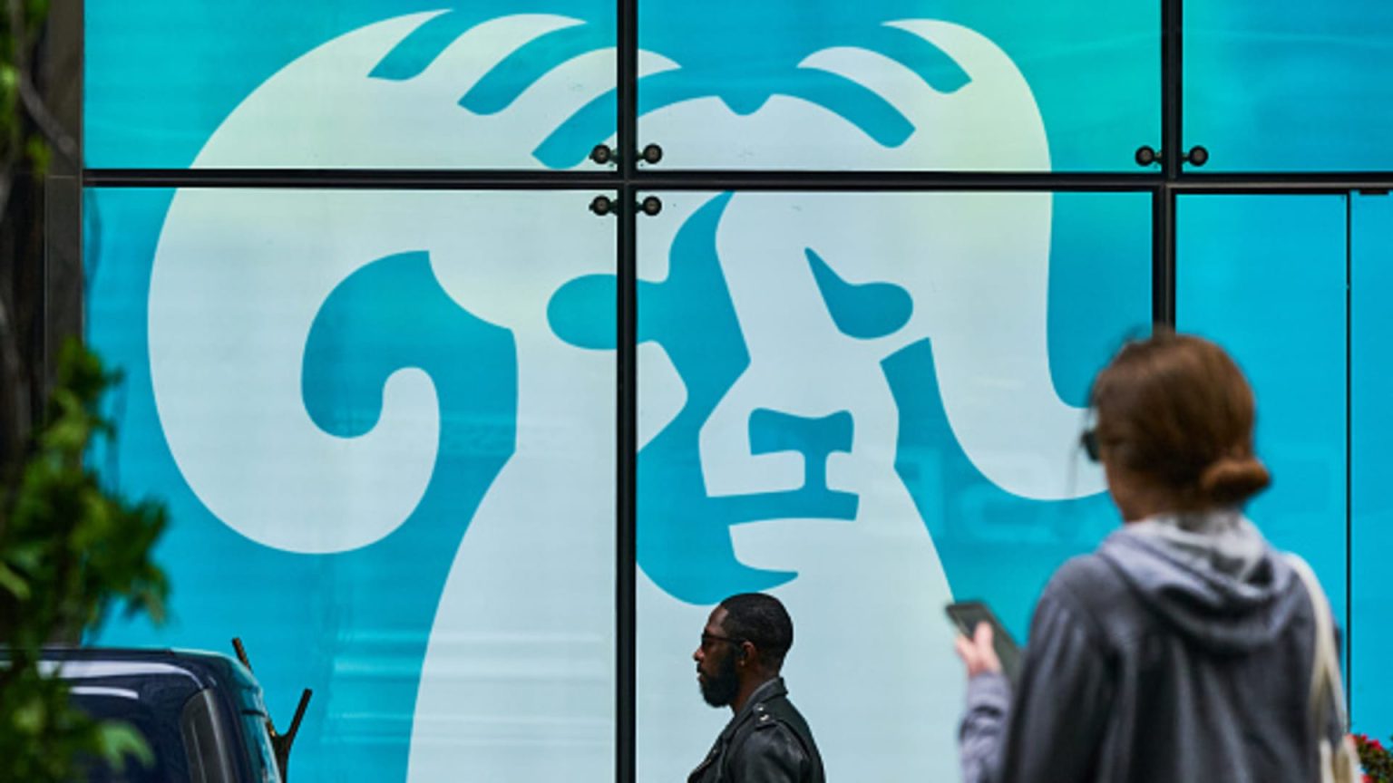 T. Rowe Price Advocates for Stock Picking Strategies