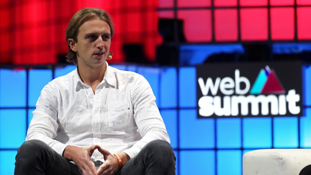 Fintech Firm Reports Over $1 Billion Profit Amid Surge in Revenue