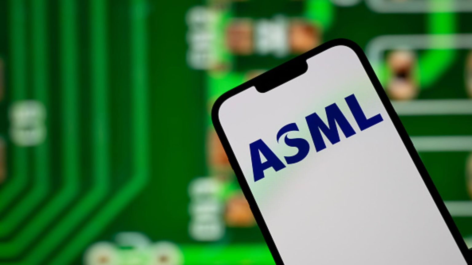ASML Reports Q1 2025 Earnings Results