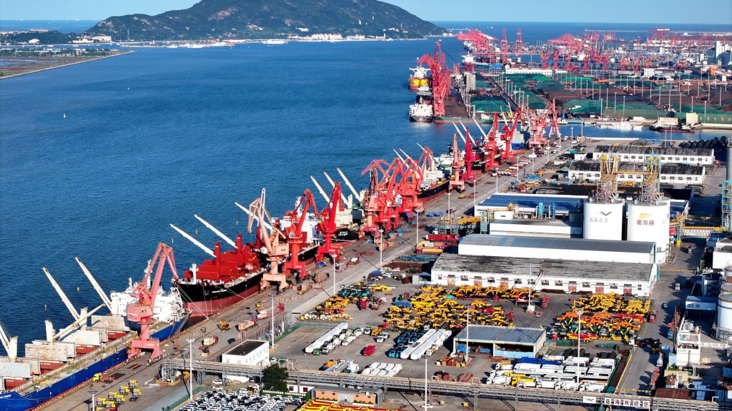 China's Exporters Seek Strategies to Counter U.S. Tariffs