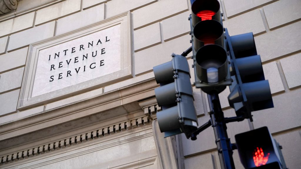 Many IRS Employees Consider Resignation Amid New Compensation Offer