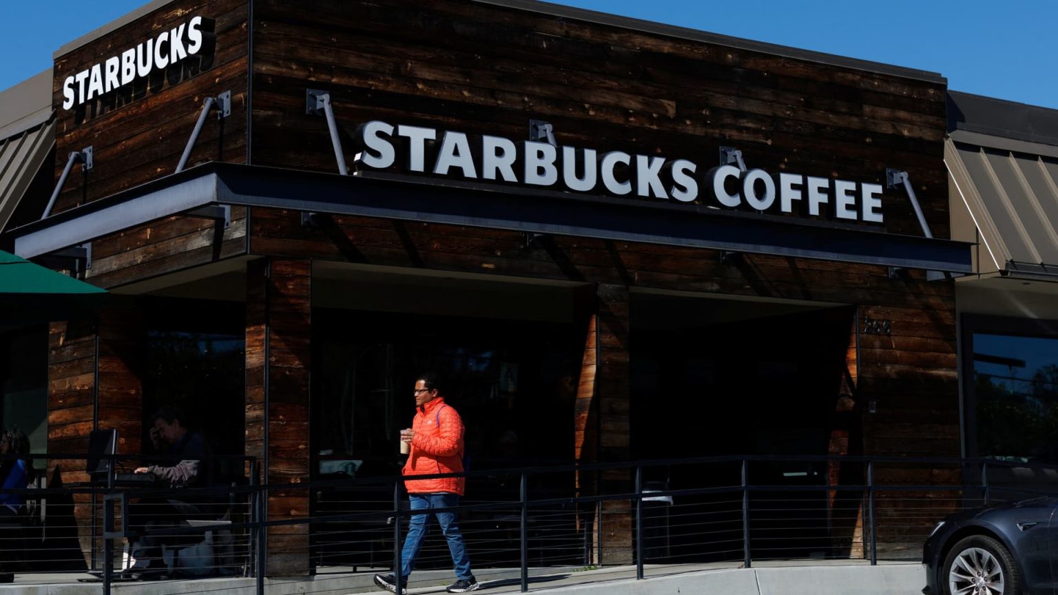 Recession Fears Impact Fast Food Stocks