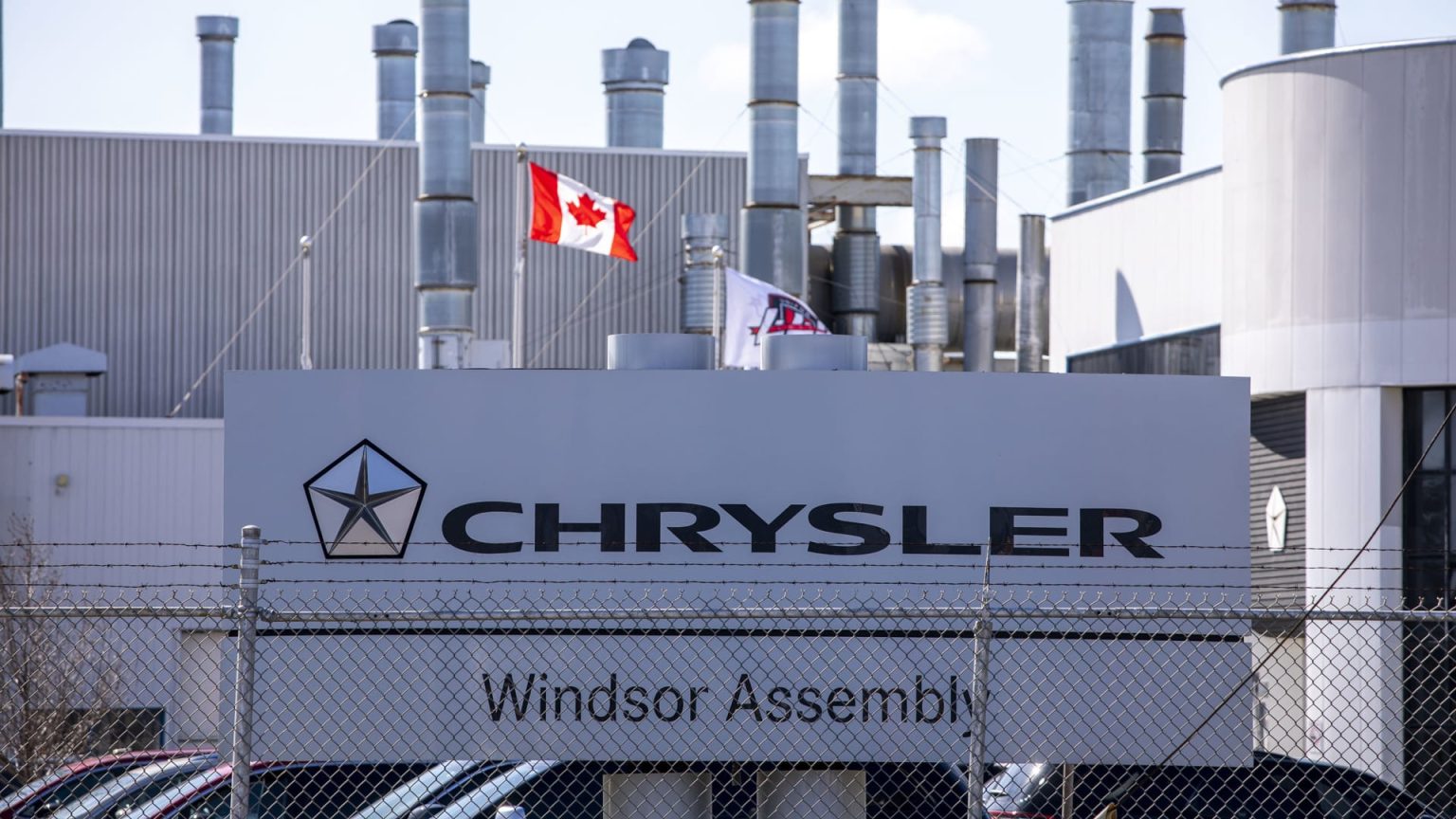 Stellantis Shuts Down Plants in Mexico and Canada Amid Tariff Issues