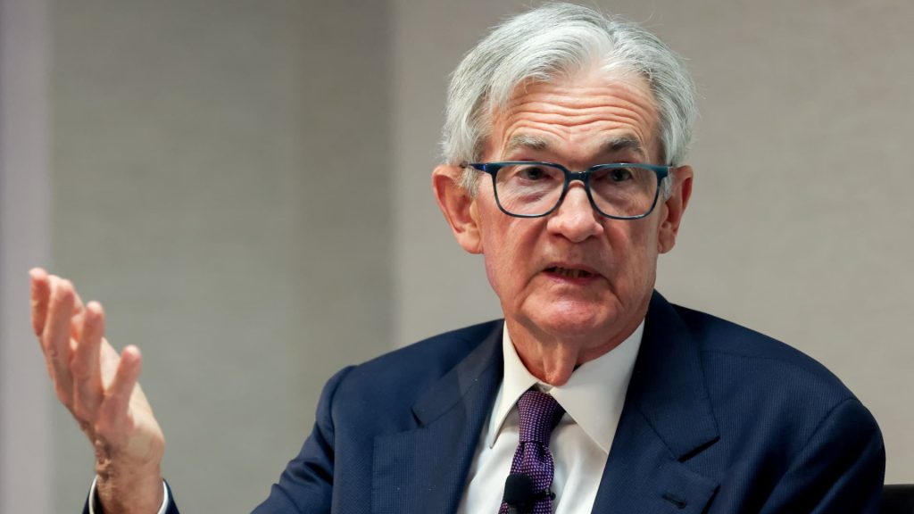 Powell Warns Tariffs Will Increase Inflation; Fed Signals No Immediate Rate Changes