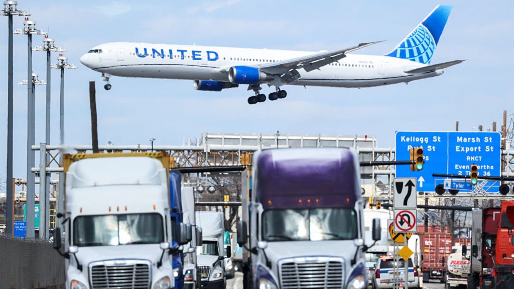 United Airlines Reports Q1 2025 Earnings