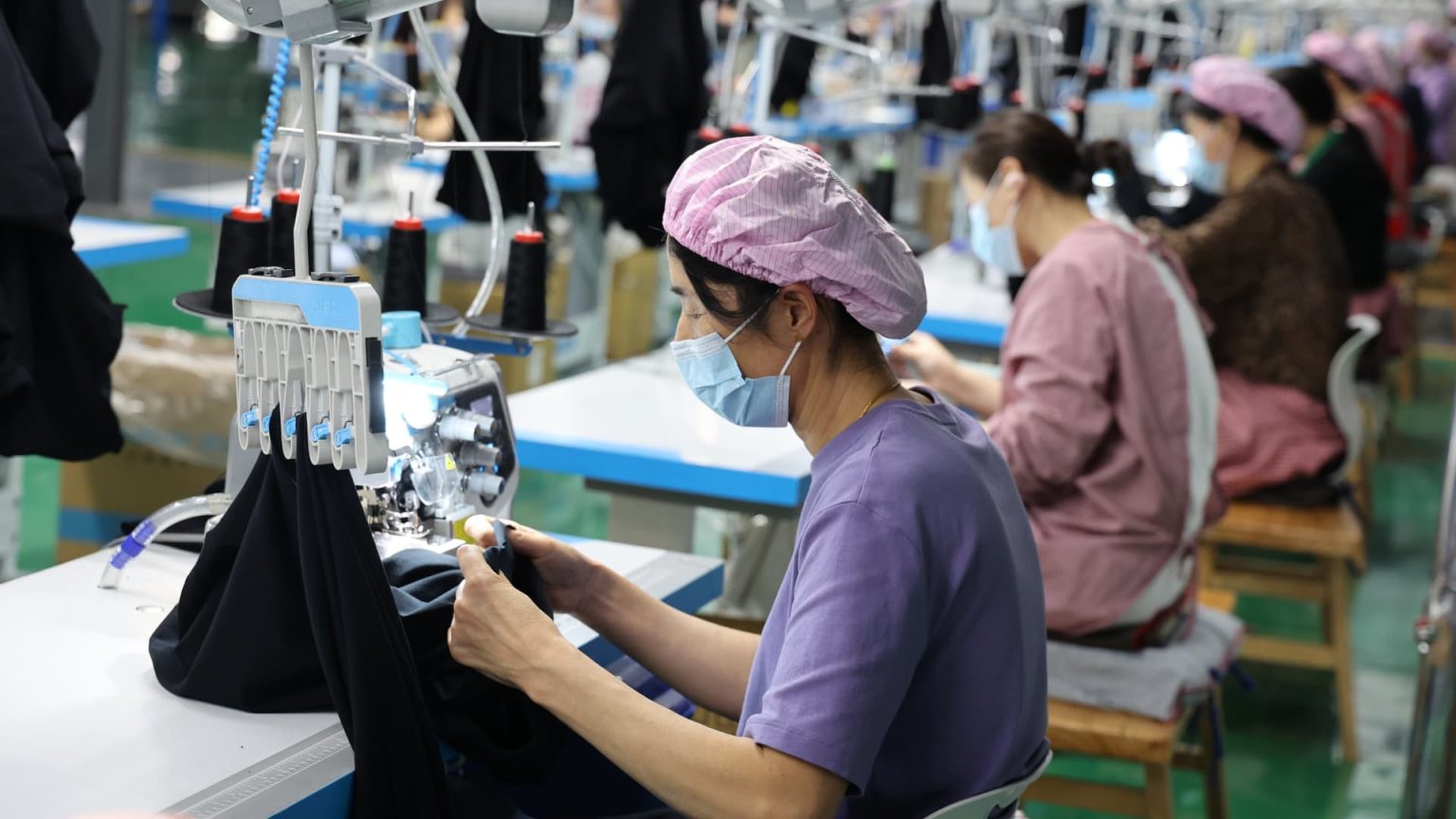 Chinese Factories Halt Production, Explore New Markets Amid U.S. Tariffs Chinese Factories Halt Production, Explore New Markets Amid U.S. Tariffs