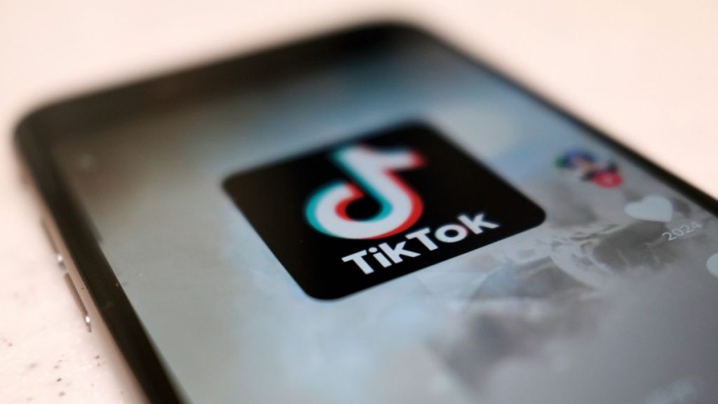 Trump Extends TikTok's Deadline by 75 Days Amid Stalled US Acquisition Talks Due to China Tariffs