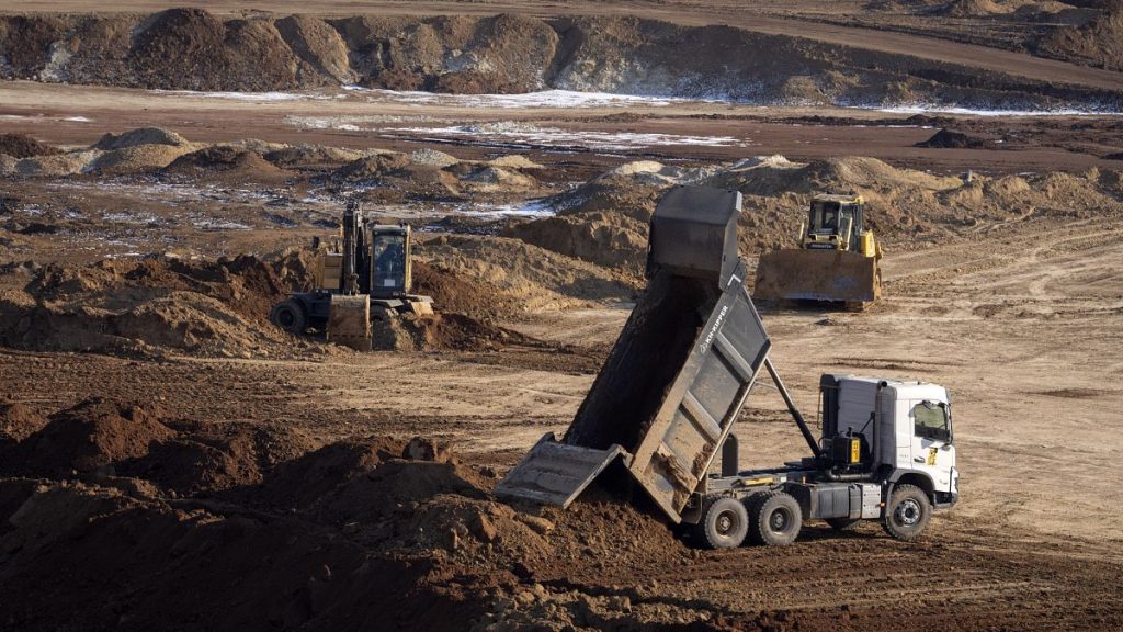 Ukraine Poised to Finalize Controversial Minerals Agreement with U.S.
