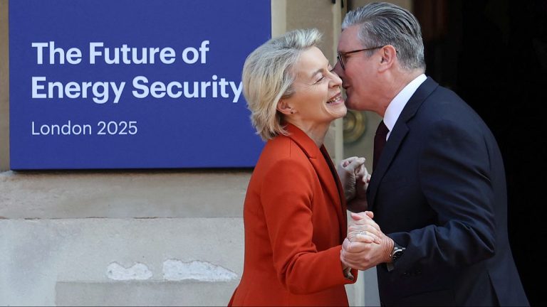 EU-UK Defense Pact Expected as Key Outcome of London Summit
