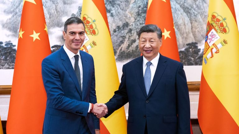 Spain Seeks Stronger Trade Relations with China Amid US Tariff Concerns