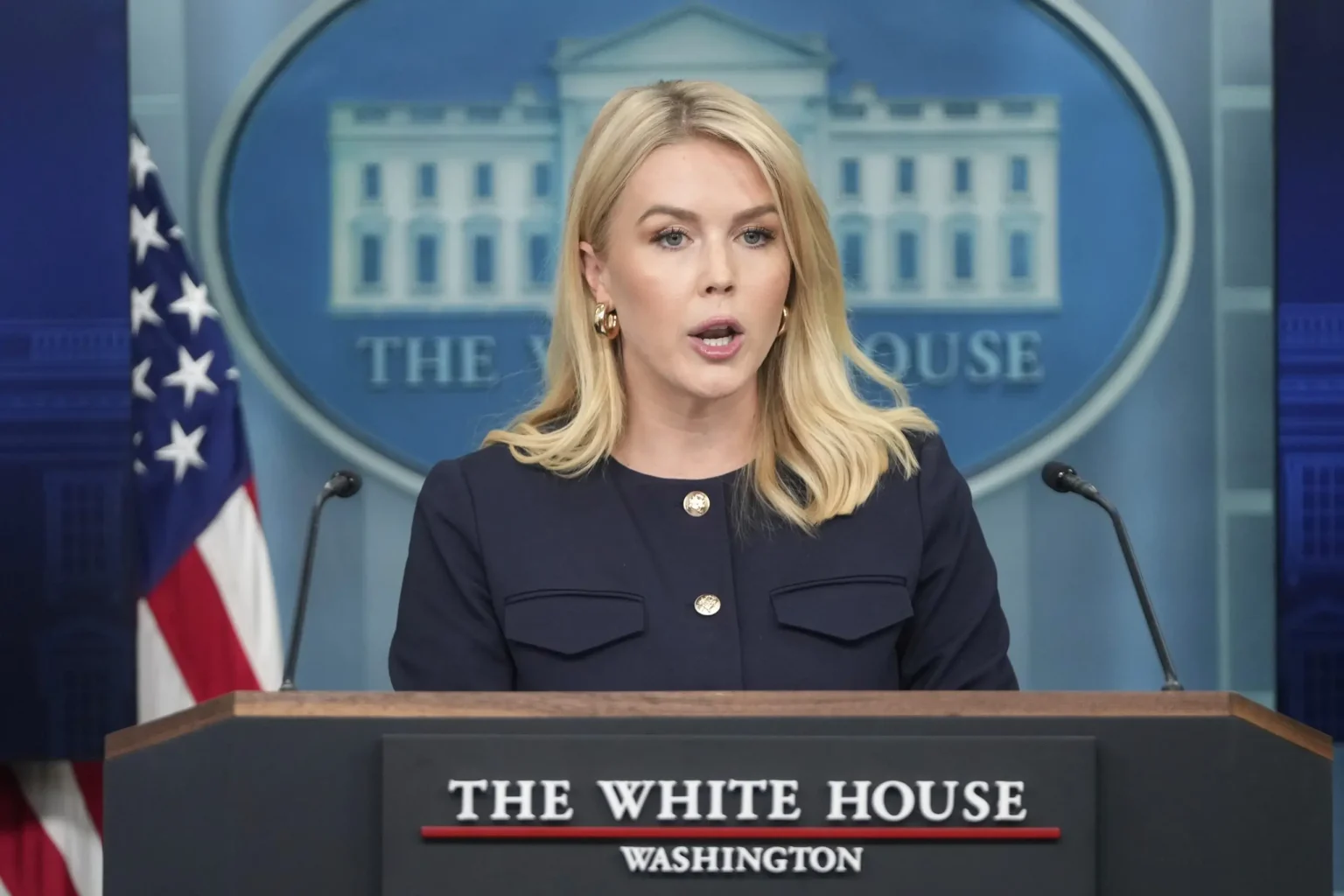 Hegseth Maintains White House Support Despite Allegations of Ouster Hegseth Maintains White House Support Despite Allegations of Ouster