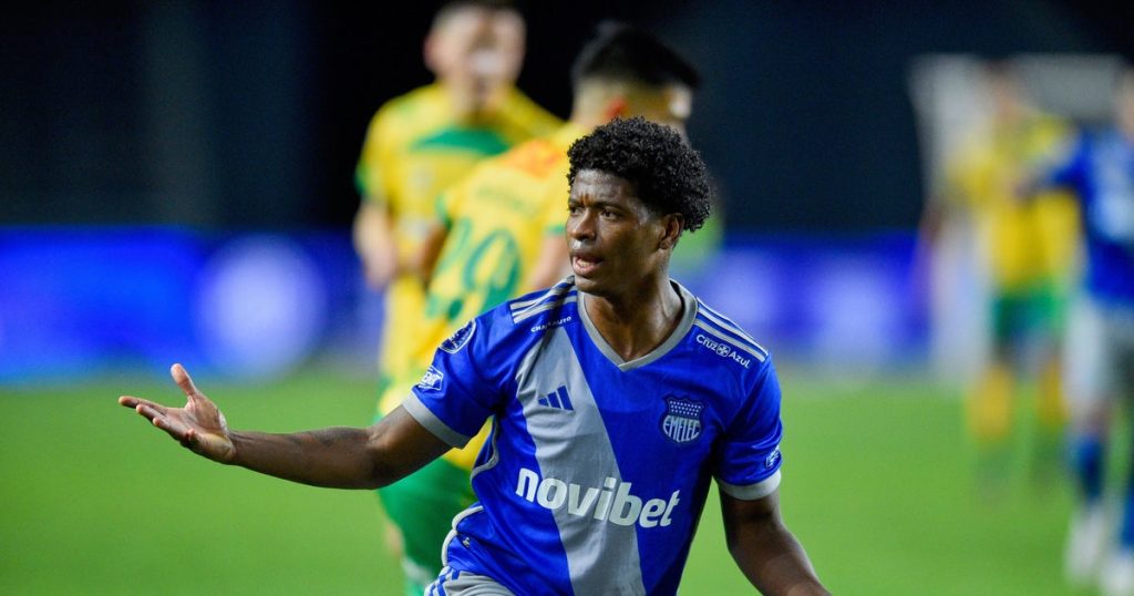 Soccer Player's Family Kidnapped During Home Invasion in Ecuador