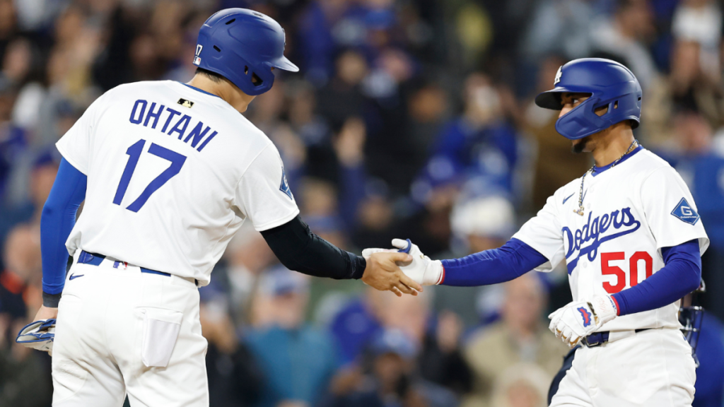 Dodgers Match MLB Record with 7-0 Start Against Braves
