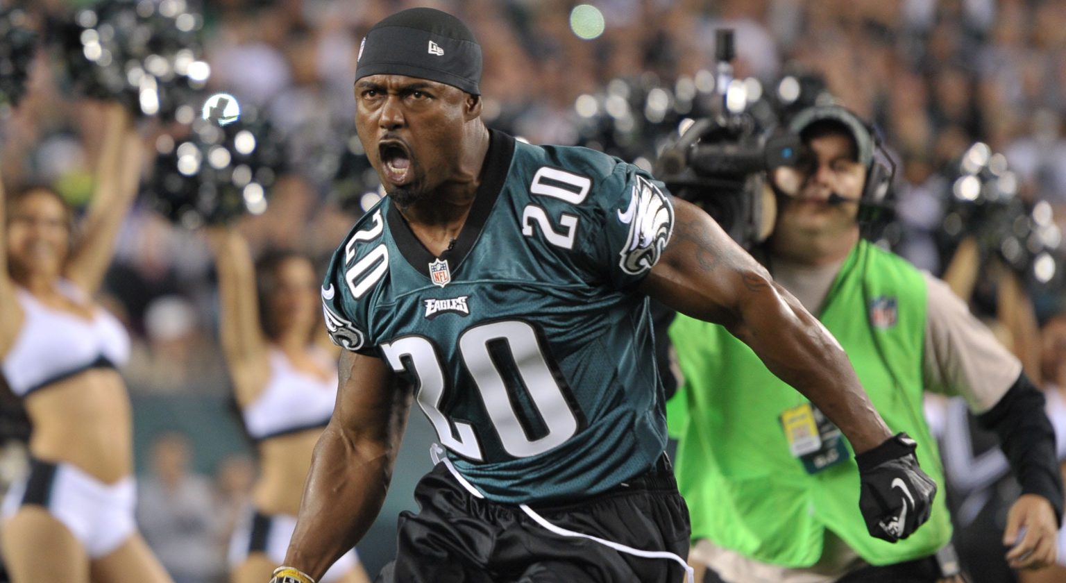 NFL Legend Highlights Jalen Hurts’ Ongoing Development as Eagles Quarterback NFL Legend Highlights Jalen Hurts' Ongoing Development as Eagles Quarterback