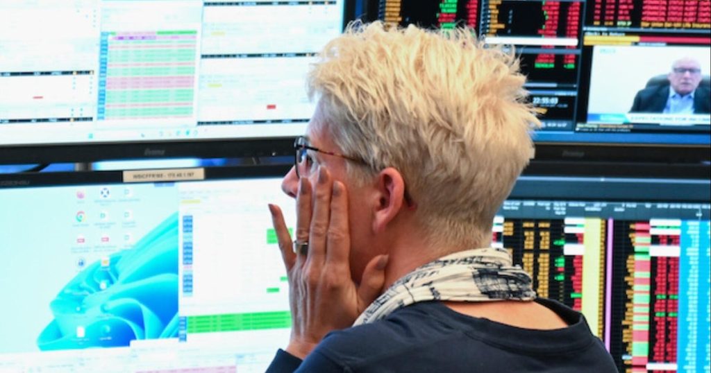 Stock Market Volatility Surges Amid Escalating Trade War Concerns