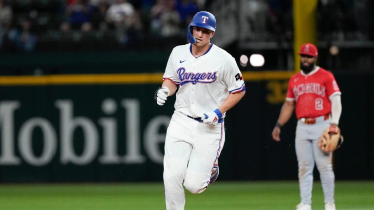 Top Daily Fantasy Baseball Picks and Lineups for DraftKings and FanDuel on April 22, 2025