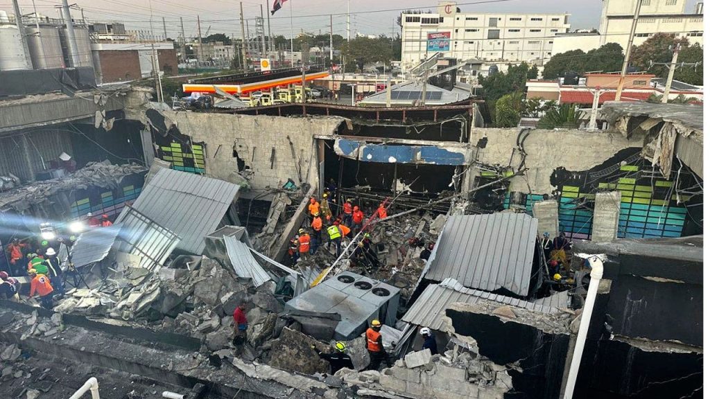 Roof Collapse at Santo Domingo Nightclub Leaves 18 Dead and 120 Injured