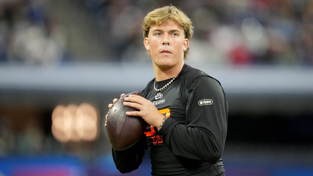 NFL Draft: Social Media Response to Giants' Selection of Jaxson Dart Over Shedeur Sanders