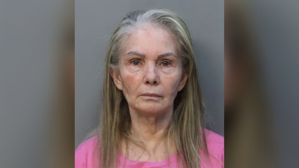 Florida Woman Arrested for Scam Involving Tarot Card Readings