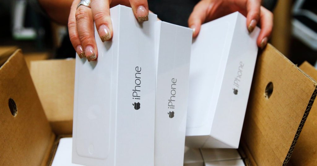 Apple Transfers Over 1 Million iPhones from India to Evade Tariffs
