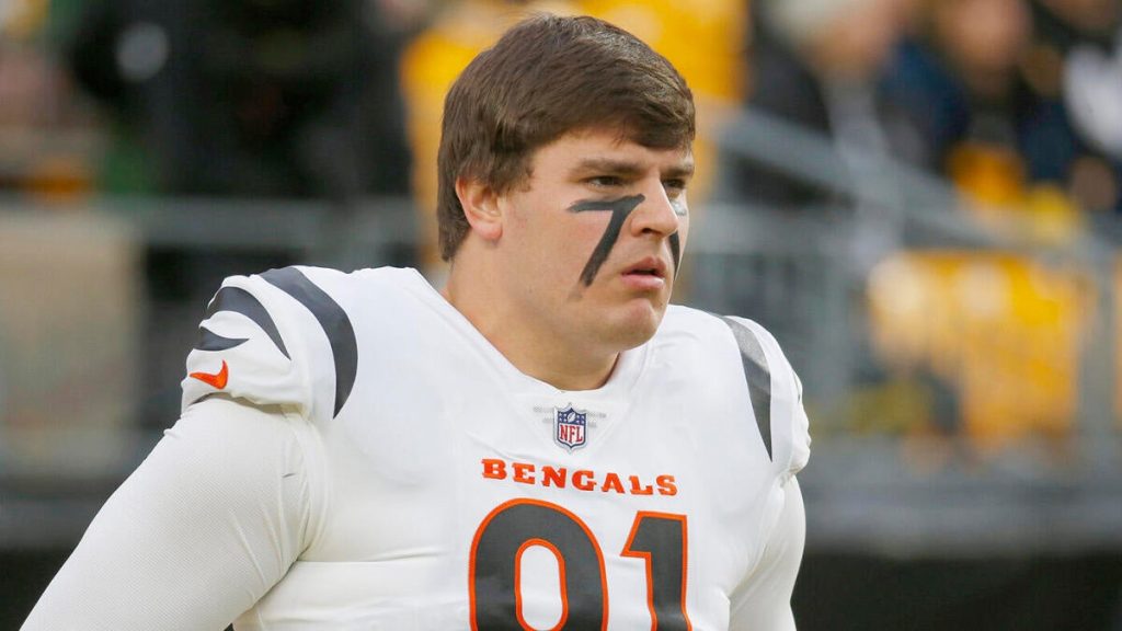 Hendrickson Criticizes Bengals for Poor Communication on Contract Negotiations