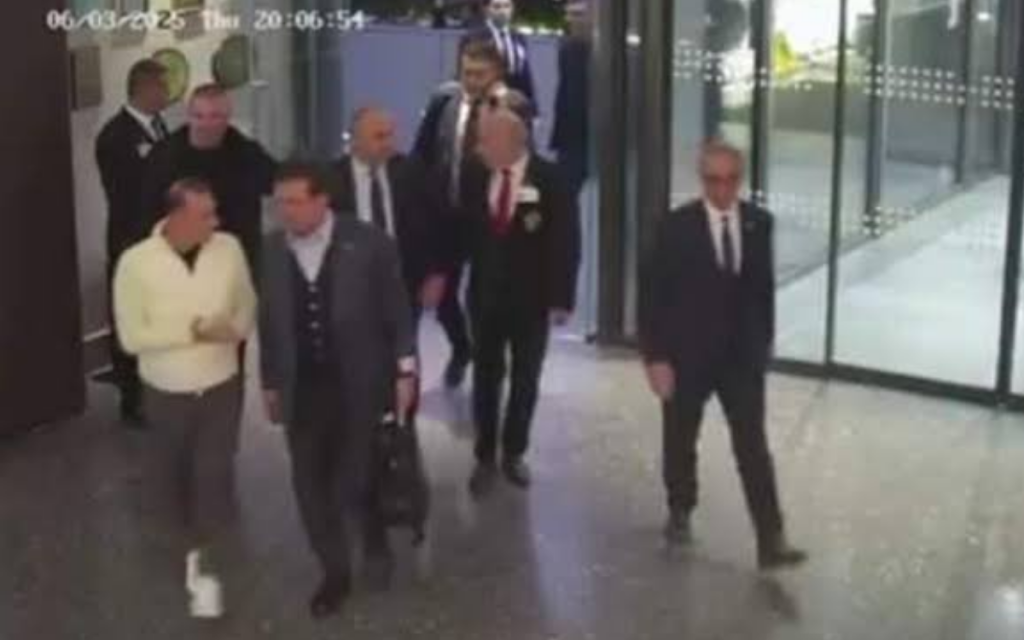 Hotel Managers Detained for Concealing Cameras During İmamoğlu Meetings