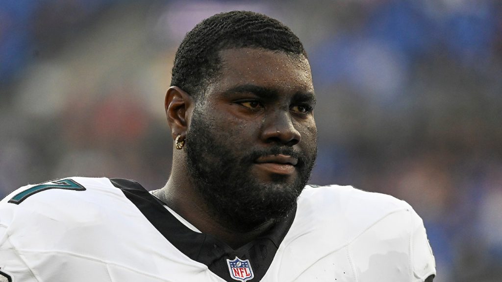 Super Bowl Champion Appeals for Help in Mother's Kidney Search