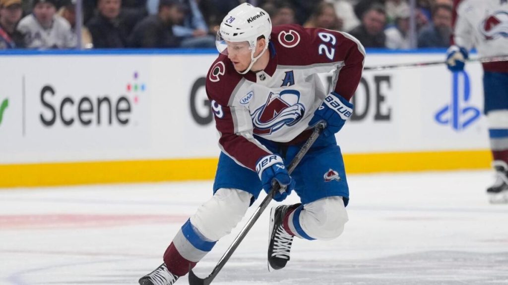 NHL Playoffs Preview: 2025 Stanley Cup Odds and Conn Smythe Trophy Predictions