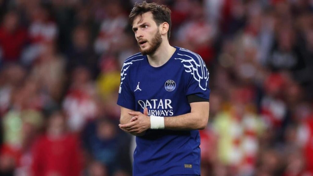 Kvaratskhelia Emerges as Most Impactful January Signing in Soccer History