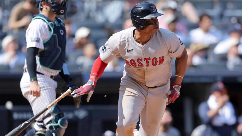 Cardinals vs. Red Sox: Expert Predictions and Betting Odds for Sunday Night Baseball