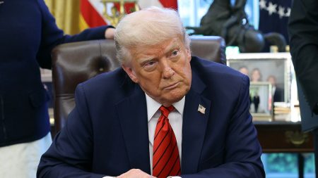 Judge Halts Trump Directive Eliminating Union Rights for Federal Workers