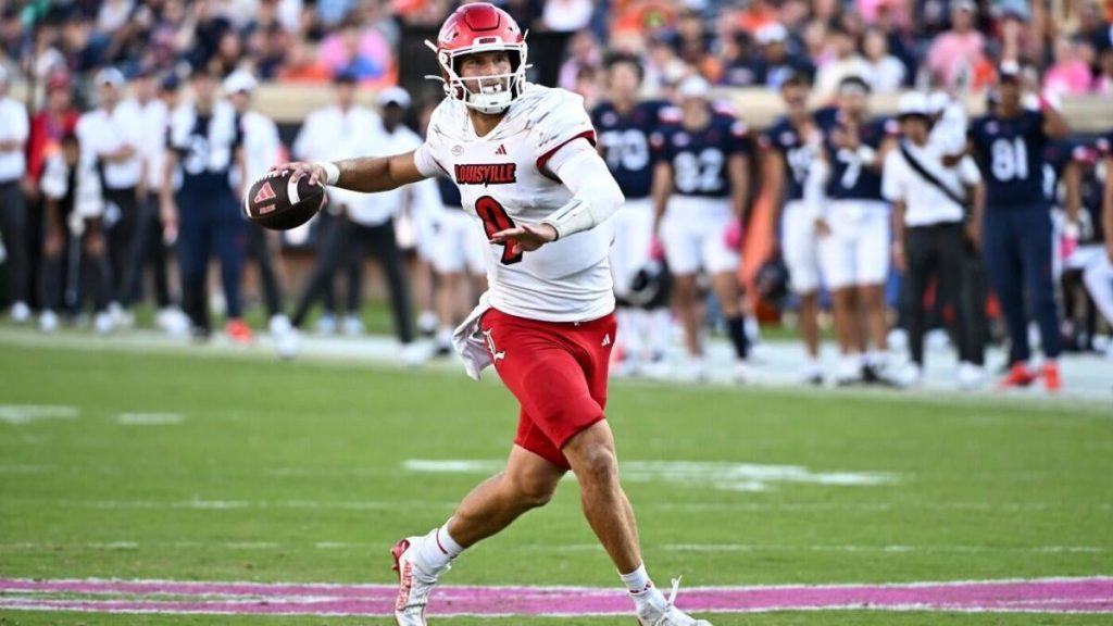 2025 NFL Mock Draft: Steelers, Giants, Jets Seek Quarterbacks as Seven Selected in First Three Rounds