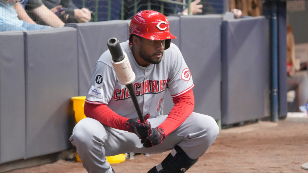 Reds Make History with Third Straight 1-0 Loss to Brewers