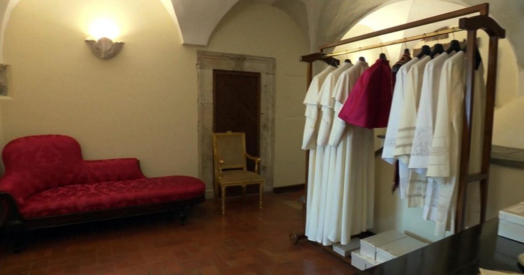 Roman Tailors Selected to Craft Pope's Official Attire