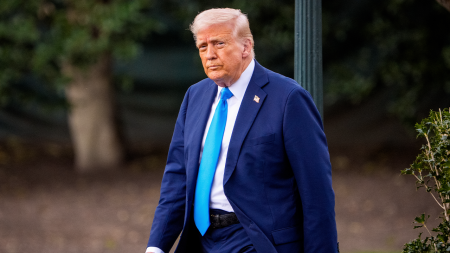 Trump Criticizes Court's Tariff Ruling as Political, Urges Supreme Court Review