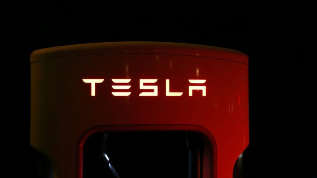 Doxxing Attacks Misidentify Non-Tesla Owners Across the U.S.