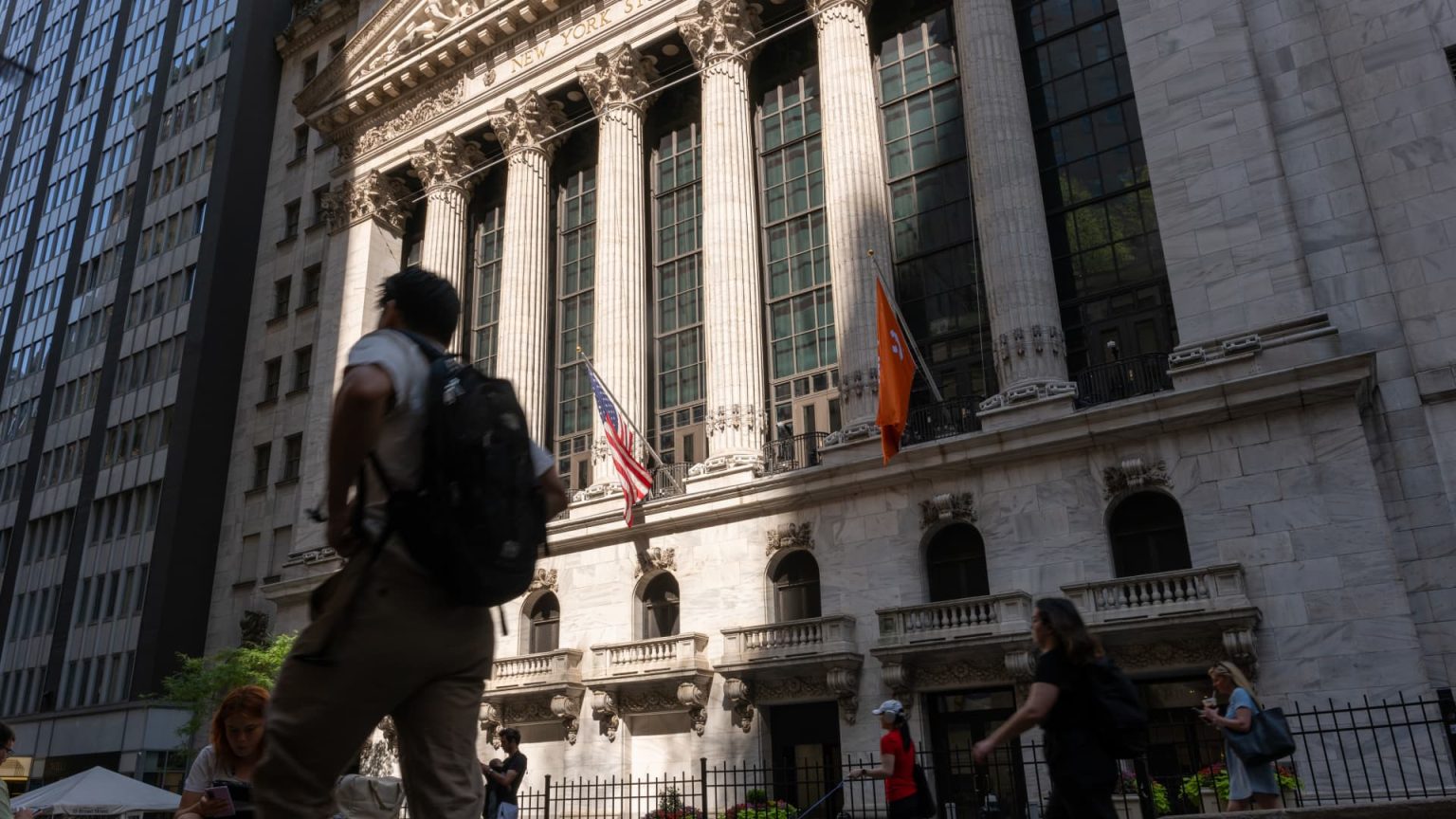 Dealmaking Activity Declines as Trump Tariffs Impact M&A Growth