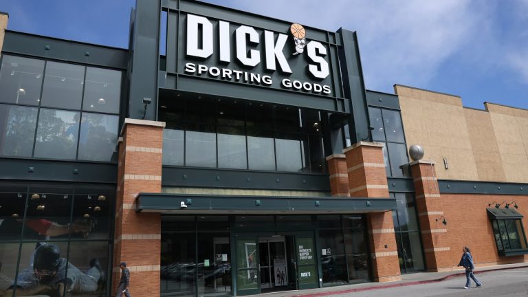 Dick's Sporting Goods Reports Q1 2025 Earnings
