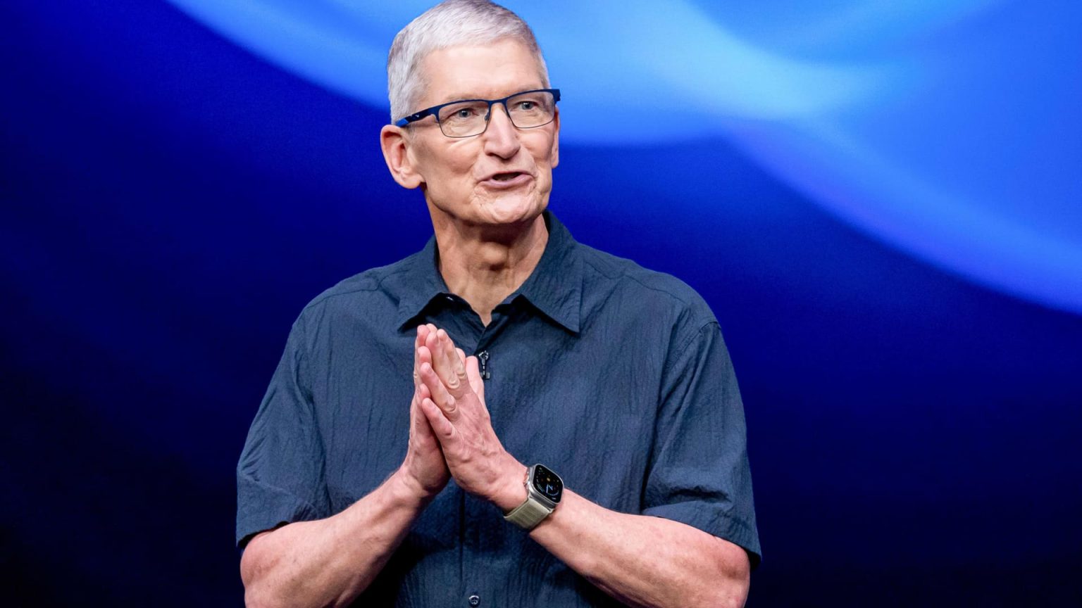 Apple Reports Q2 2025 Earnings Amid Mixed Market Performance