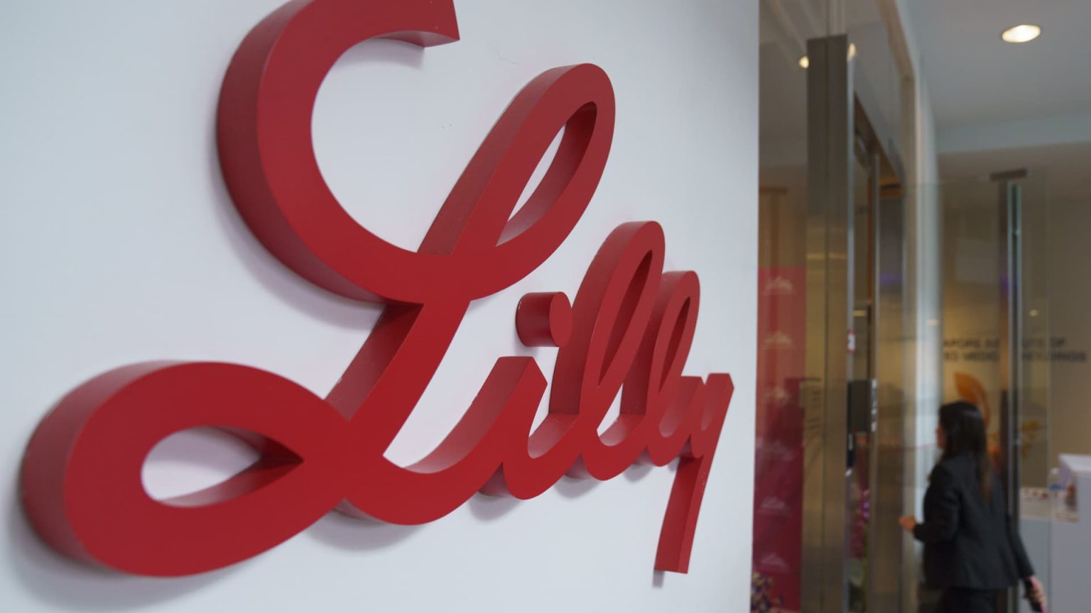 Eli Lilly Reports Q1 2025 Earnings نتائج إيل إيلي في الربع الأول من عام 2025 Eli Lilly Reports Q1 2025 Earnings نتائج إيل إيلي في الربع الأول من عام 2025