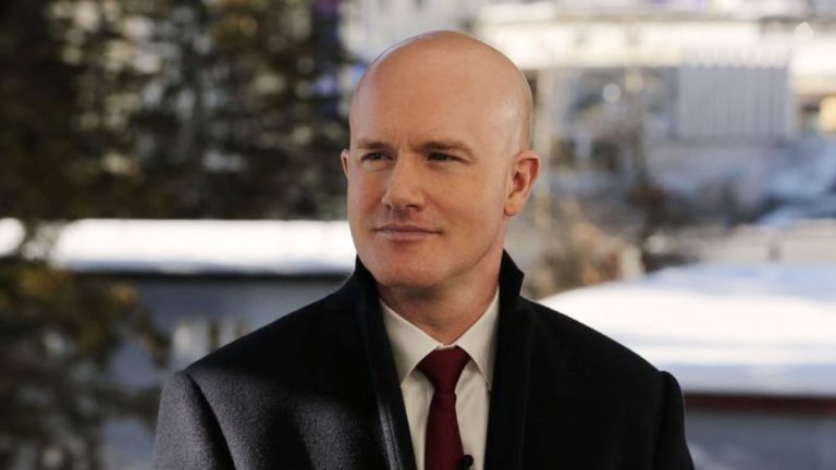 Coinbase Joins S&P 500, Replacing Discover Financial