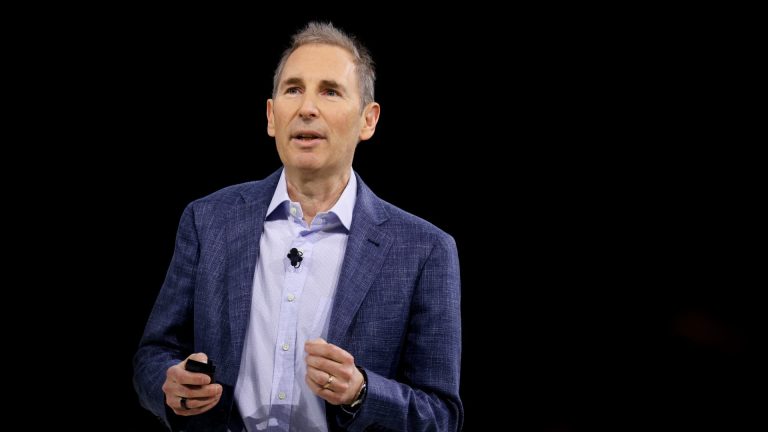 Amazon Shareholders Reject CEO-Chair Role Split Proposal