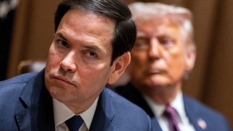 Trump Positions Rubio as a Potential 2028 Successor and Rival to Vance