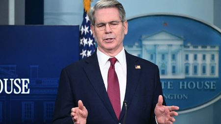 Trump Officials to Discuss Trade with Chinese Counterparts