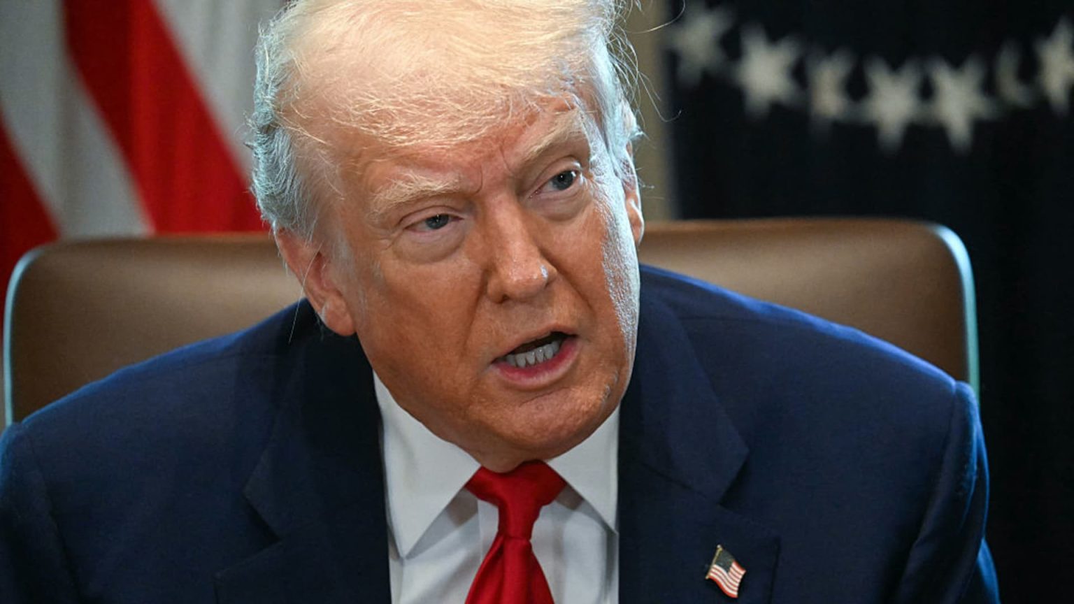 Trump Advances U.S. Drug Manufacturing Initiative Trump Advances U.S. Drug Manufacturing Initiative