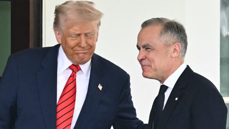 Trump Criticizes Canada Ahead of Trade Meeting with PM Carney
