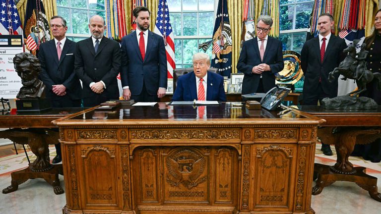 Trump Reveals UK Trade Deal Following Tariff Suspension